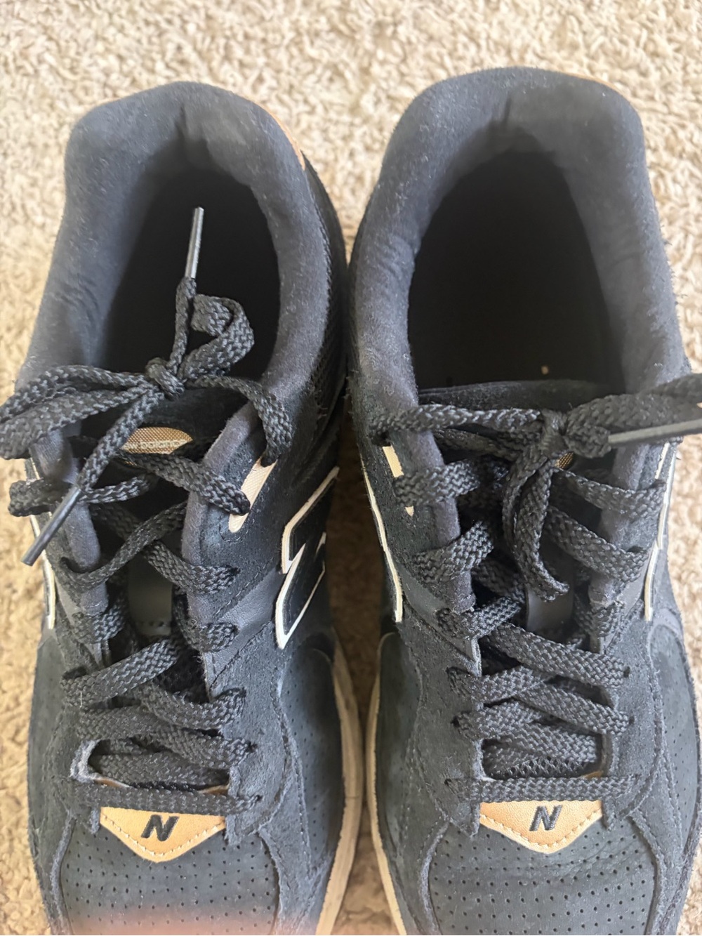 New Balance 2002R Foot Locker 50th Anniversary Black Gold M2002RFX Size 11.5 - Picture 2 of 8